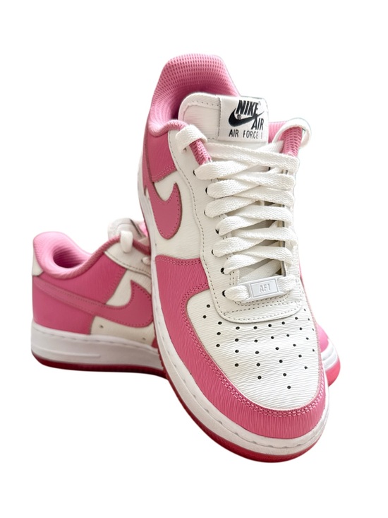 Nike Shoes - NIKE AIR FORCE 1